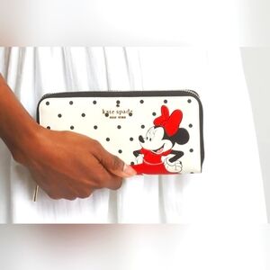 NWT Kate Spade Minnie Mouse Disney Wallet